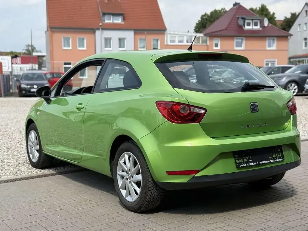 Gebraucht Seat Ibiza Style 69 PS (50 kW) 2012 Grün Kleinwagen