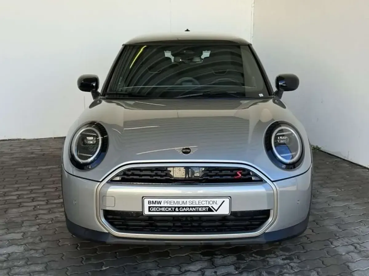 Gebraucht Mini Cooper S Coupé 204 PS (150 kW) 2025 Melting silver iii Coupé