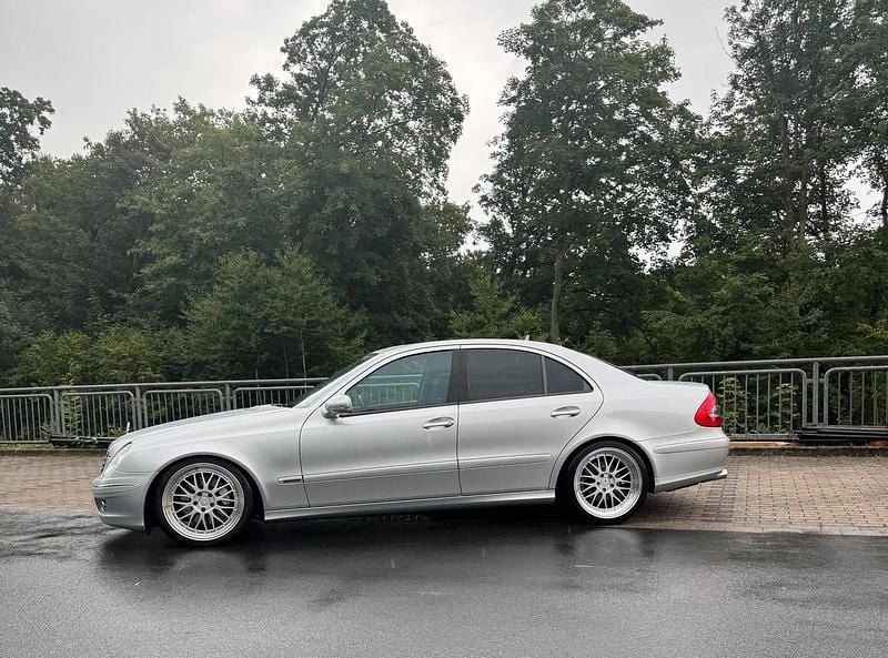 Gebraucht Mercedes E350 Avantgarde 272 PS (200 kW) 2008 Silber Limousine