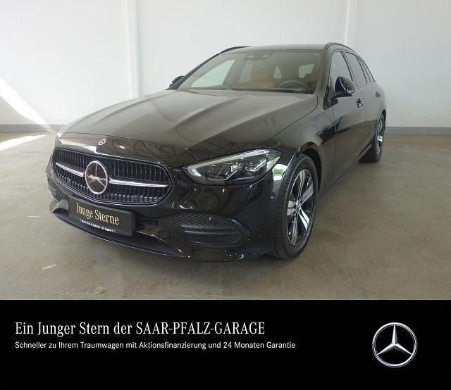 Unilack schwarz Gebraucht 2022 Mercedes C200 Avantgarde Kombi | 30.950 € (Etwas zu teuer) - Bild 1/4
