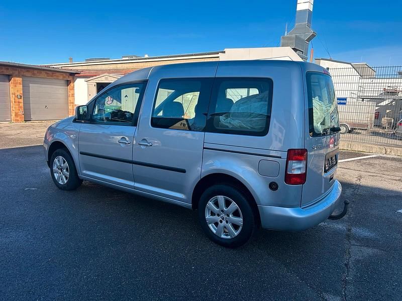 Gebraucht VW Caddy 102 PS (75 kW) 2007 Silber Van / Kleinbus