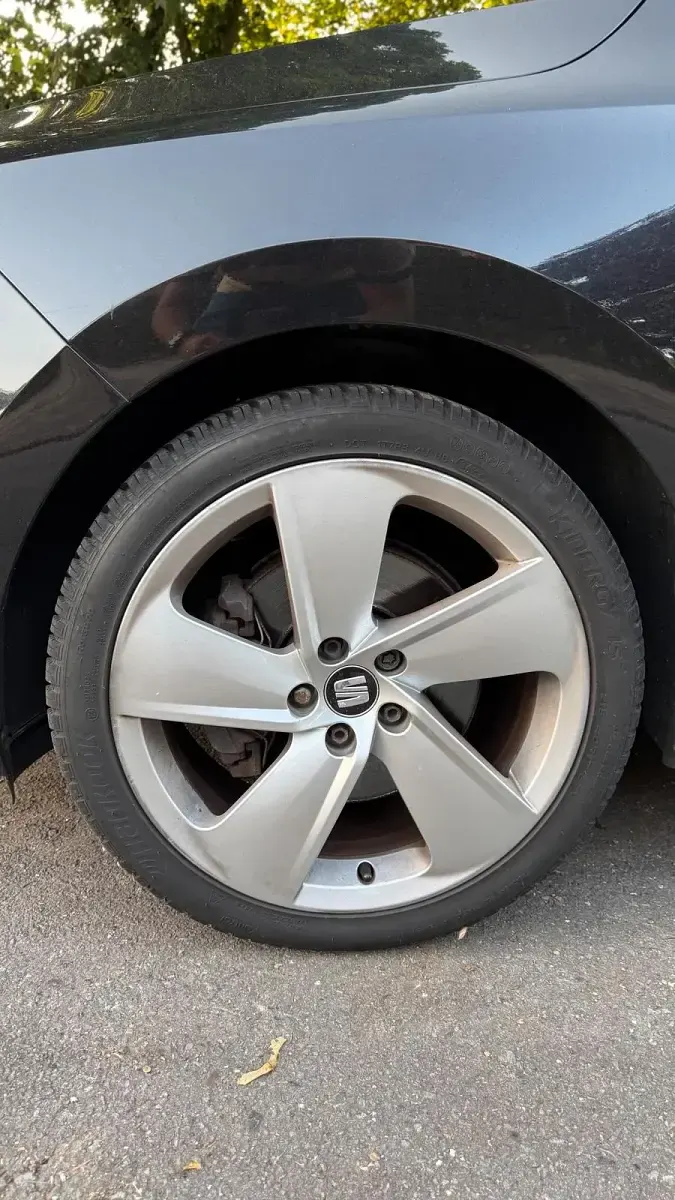 Gebraucht Seat Toledo 122 PS (89 kW) 2015 Schwarz Kleinwagen