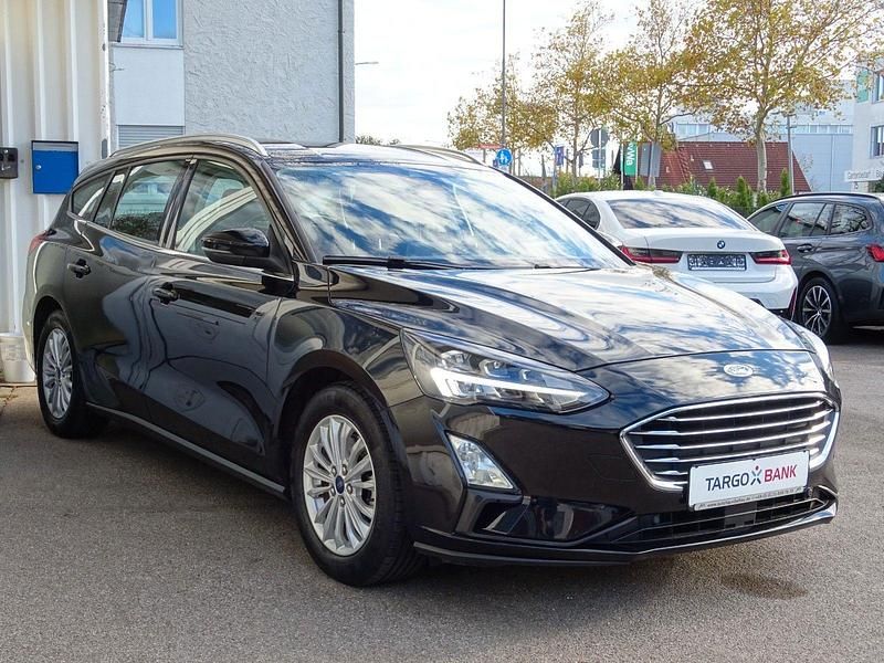 Schwarz Gebraucht 2020 Ford Focus Titanium X Kombi | 14.950 € (Fairer Preis) - Bild 1/4