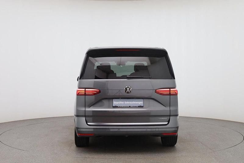 Gebraucht VW Multivan Style 150 PS (110 kW) 2024 Grau Van / Kleinbus