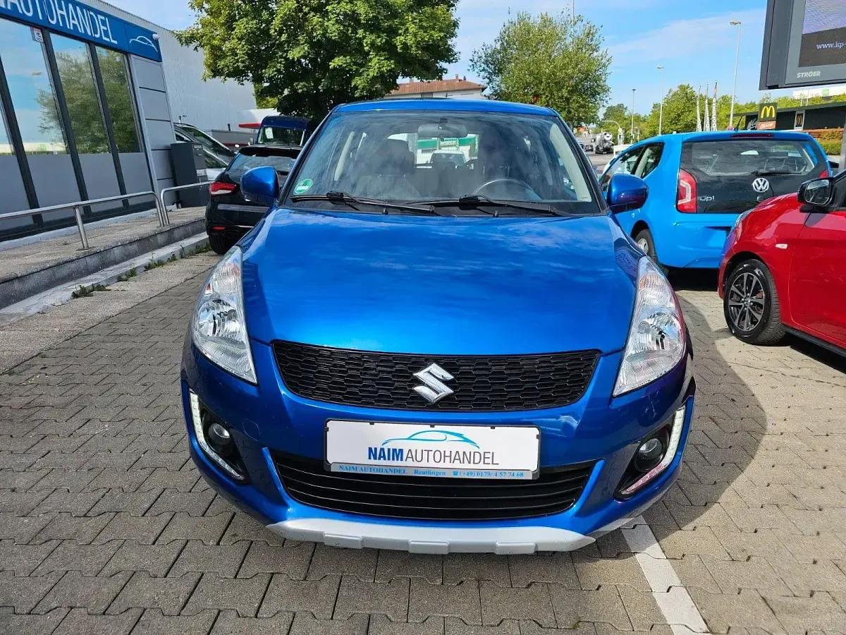 Gebraucht Suzuki Swift Club 94 PS (69 kW) 2014 Blau Kleinwagen