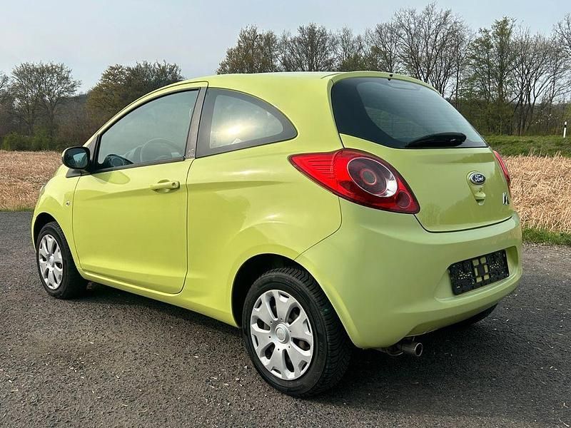Gebraucht Ford Ka Trend 69 PS (50 kW) 2011 Gelb Kleinwagen