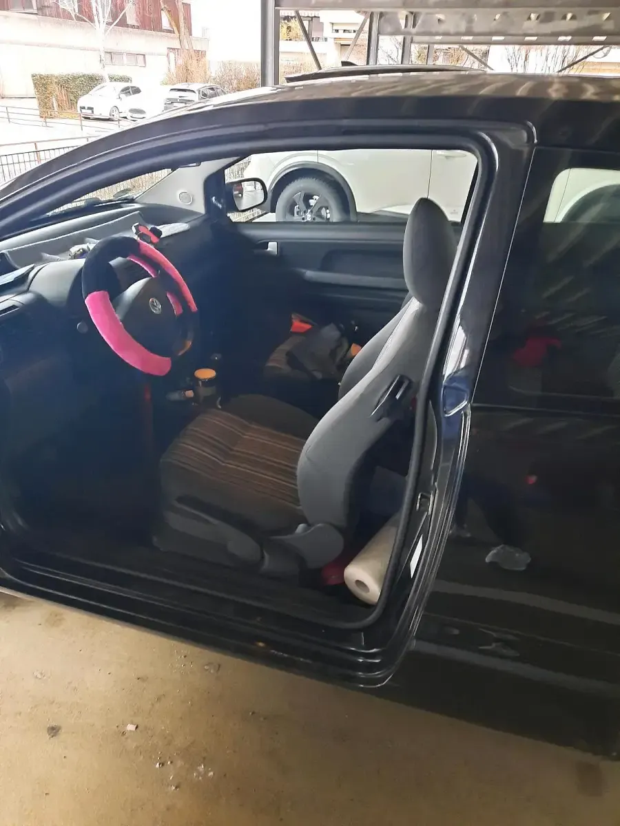 Gebraucht VW Fox 55 PS (40 kW) 2007 Schwarz Kleinwagen