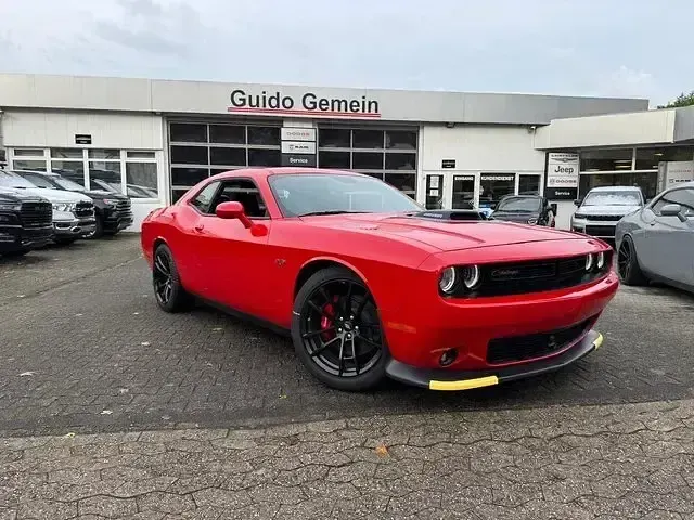 Usata Dodge Challenger 377 CV (277 kW) 2023 Rosso Coupé
