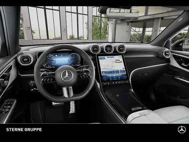 Gebraucht Mercedes GLC220 AMG line 197 PS (144 kW) 2026 Lack obsidianschwarz SUV