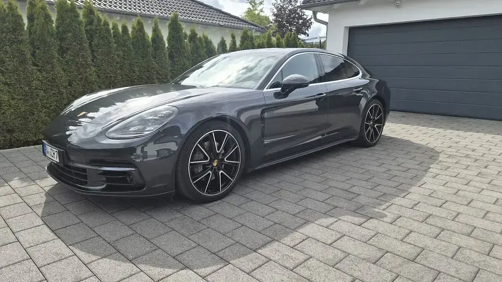 Gebraucht Porsche Panamera 4S 421 PS (309 kW) 2019 Grau Kleinwagen