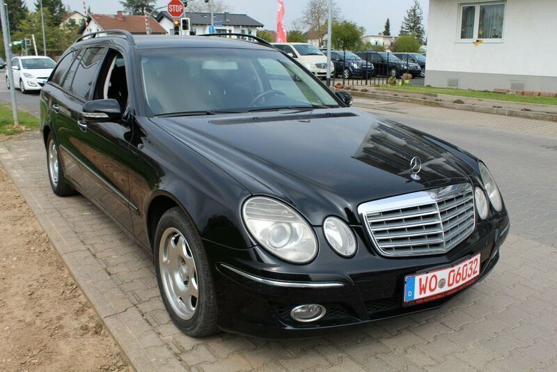 Schwarz metallic Gebraucht 2007 Mercedes E280 Elegance Kombi | 3.699 € (Guter Preis) - Bild 1/4