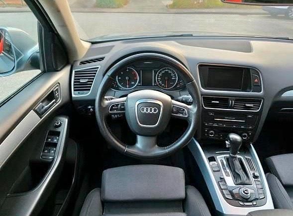 Gebraucht Audi Q5 170 PS (125 kW) 2010 Silber SUV