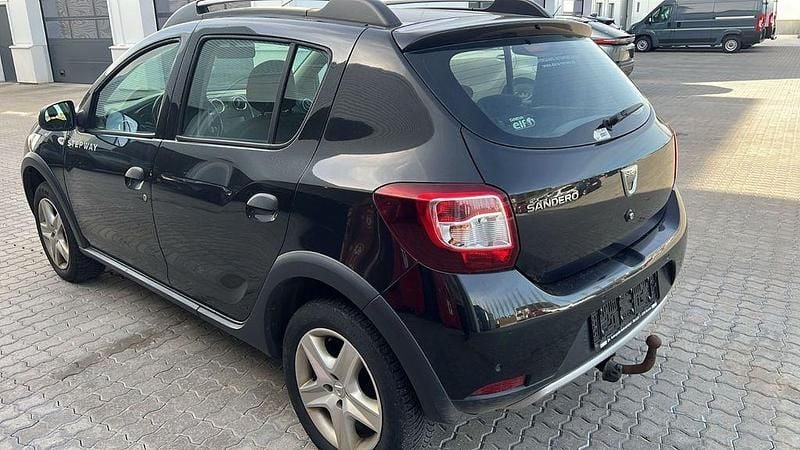 Usata Dacia Sandero 2016 Nero Berlina