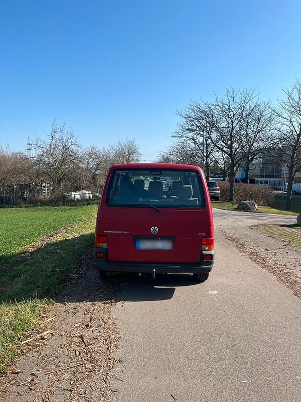 Gebraucht VW Transporter 102 PS (75 kW) 2003 Rot Van