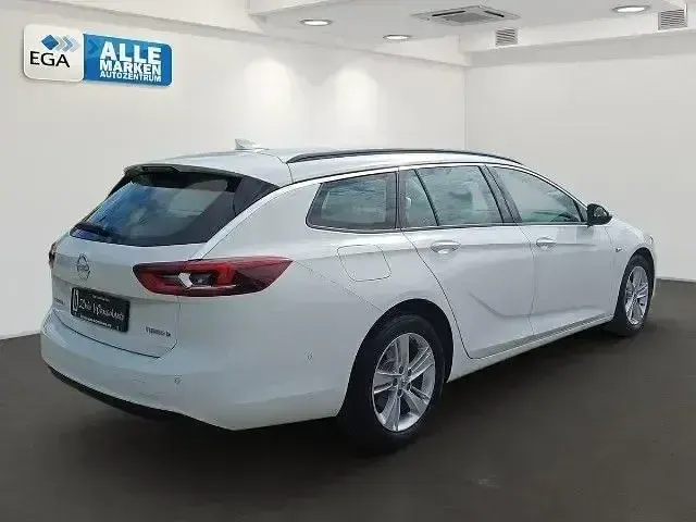 Gebraucht Opel Insignia Business Edition 170 PS (125 kW) 2018 Weiß Limousine