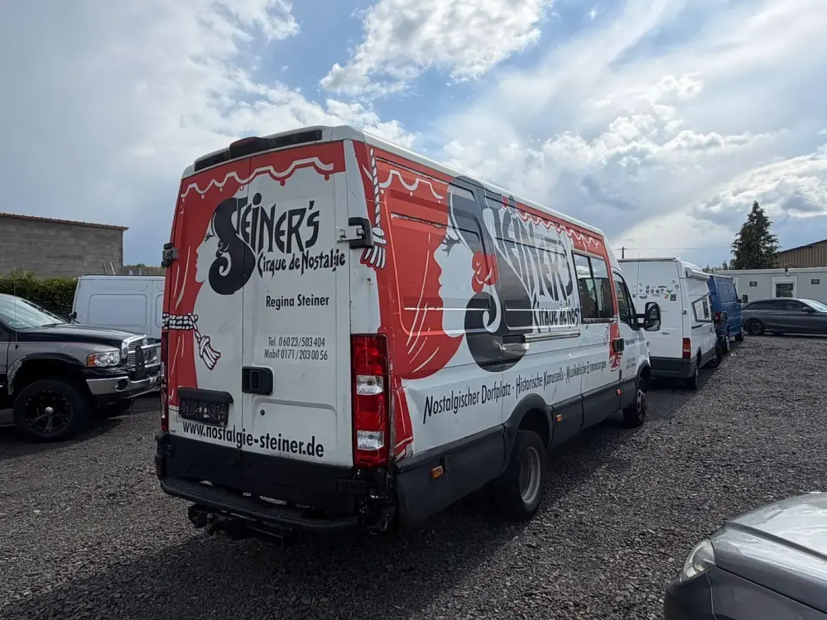 Occasion Iveco Daily 145 ch (106 kW) 2009 Blanc Monospace