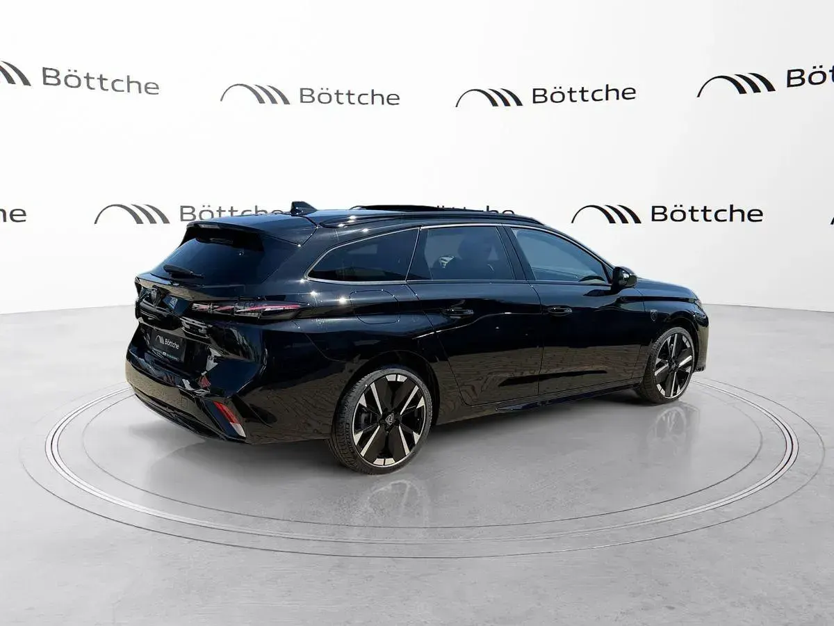 Neu Peugeot 308 131 PS (96 kW) 2026 Lackierung schwarz perla nera/typ aussenverkleidung metalliclackierung Kombi
