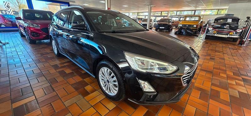Używany Ford Focus Titanium 125 KM (91 kW) 2019 Czarny Kombi
