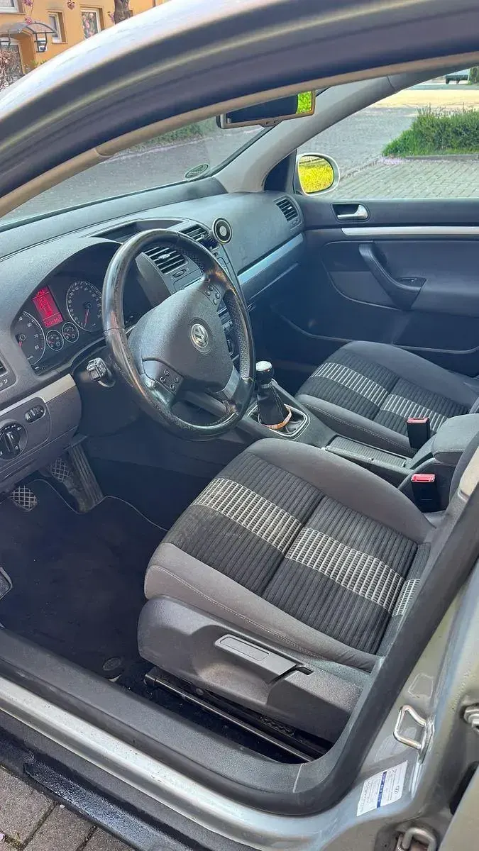 Gebraucht VW Golf V 122 PS (89 kW) 2007 Silber Limousine