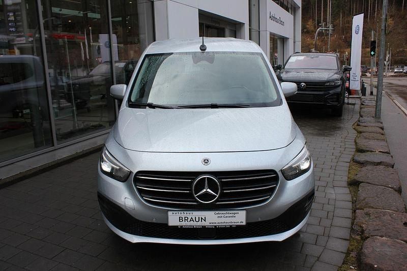 Gebraucht Mercedes 180 Edition 1 116 PS (85 kW) 2022 Silber Limousine