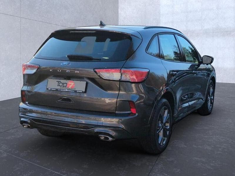 Gebraucht Ford Kuga ST-Line 150 PS (110 kW) 2023 Grau SUV