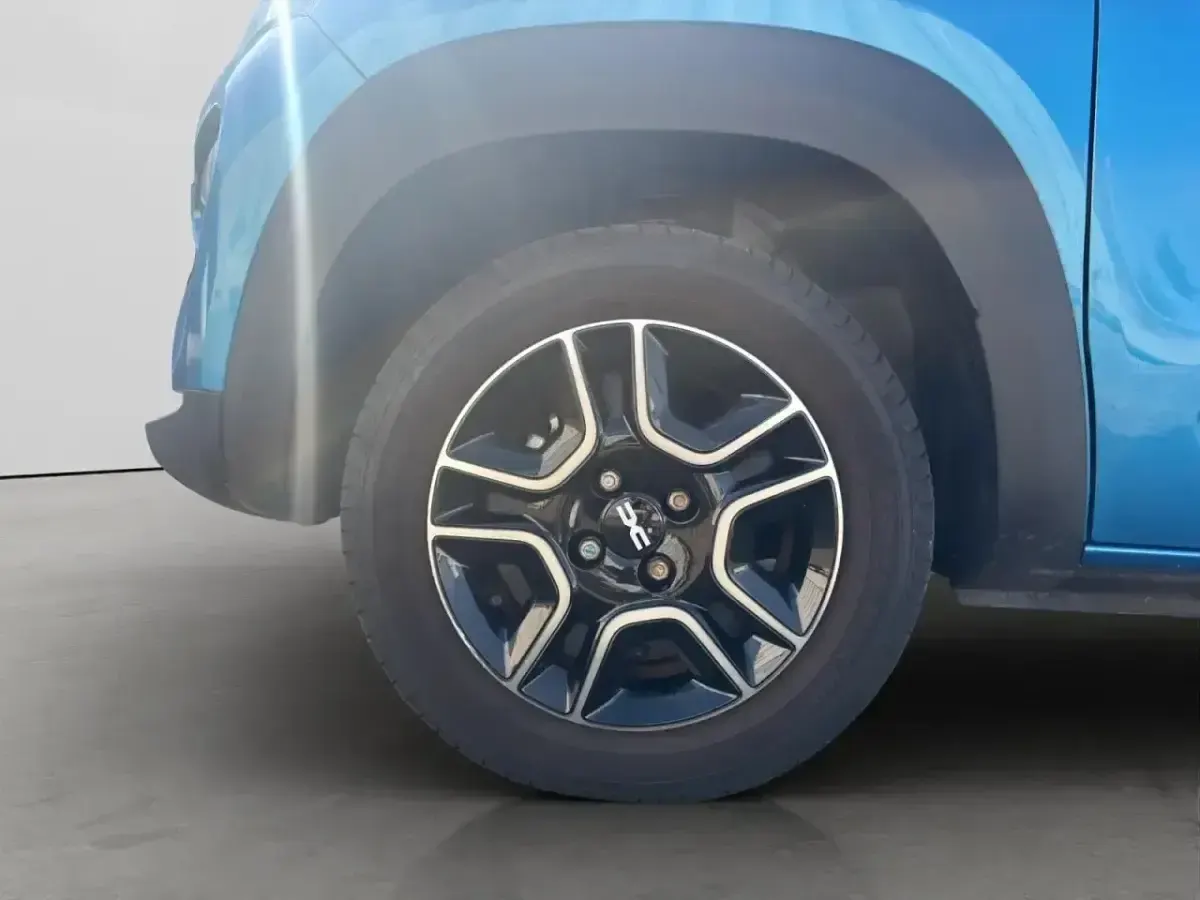 Gebraucht Dacia Spring Essentiel 24 kW (33 PS) 2023 Blau Kleinwagen