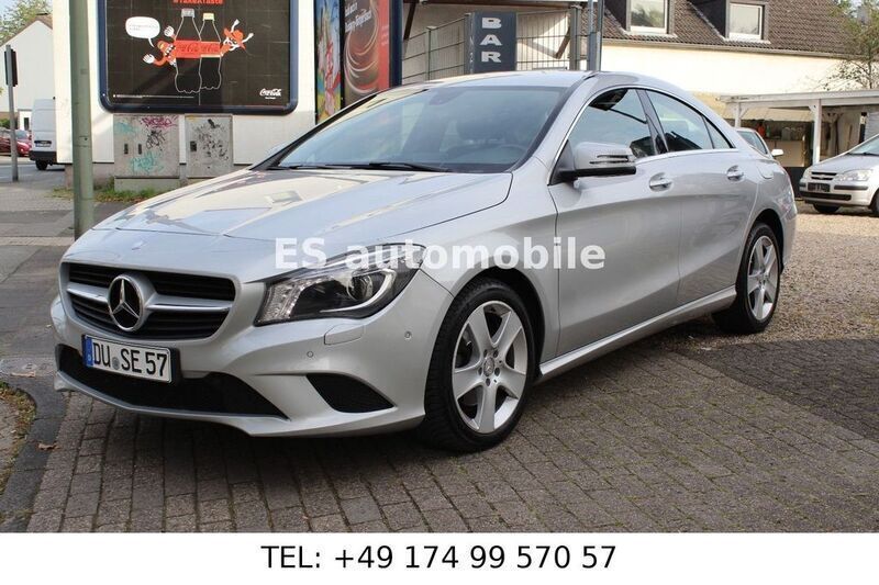 Polarsilber metalliclack Gebraucht 2013 Mercedes CLA220 Urban Limousine | 12.999 € (Guter Preis) - Bild 1/4