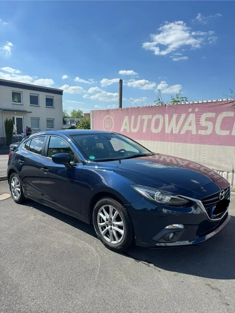 Second-hand Mazda 3 120 CP (88 kW) 2015 Albastru Berlinǎ