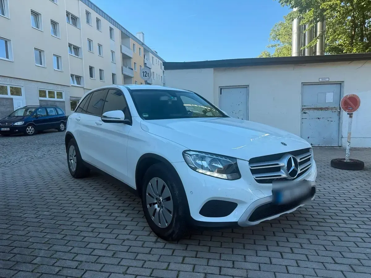 Gebraucht Mercedes GLC220 170 PS (125 kW) 2019 Weiß SUV