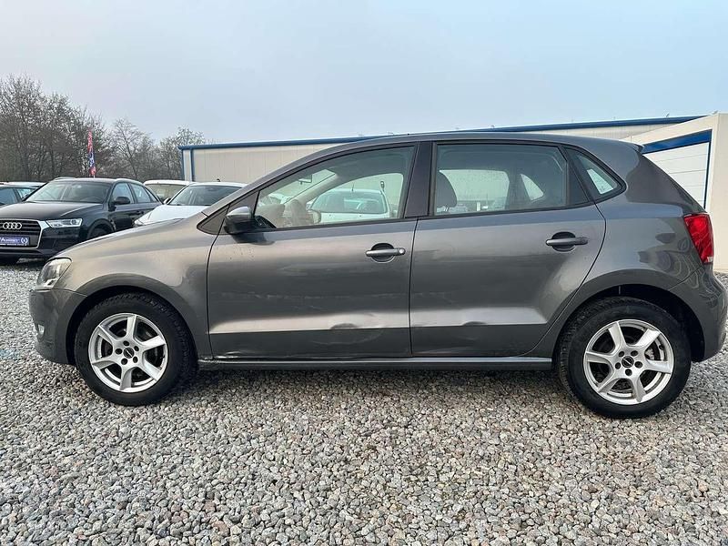 Gebraucht VW Polo Comfortline 90 PS (66 kW) 2012 Grau Kleinwagen