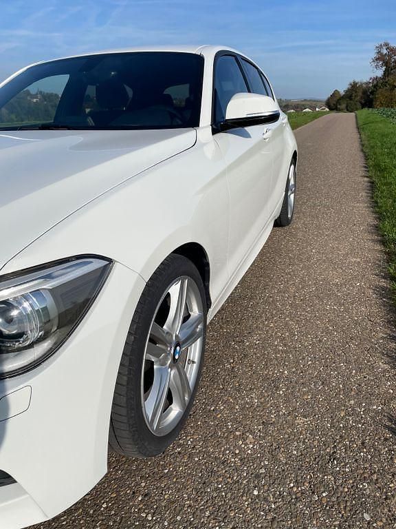 Gebraucht BMW 125 Performance 218 PS (160 kW) 2014 Weiß Kleinwagen