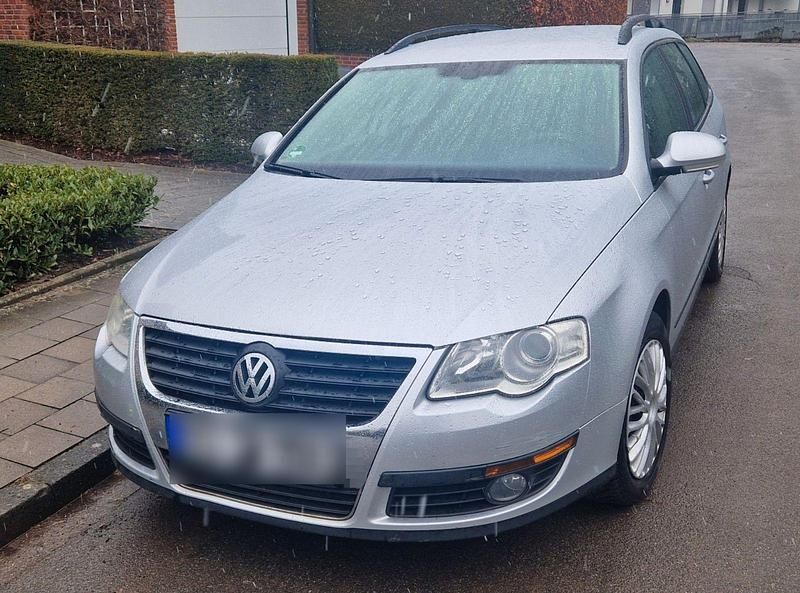 Usado VW Passat 140 HP (102 kW) 2007 Cinzento Sedan