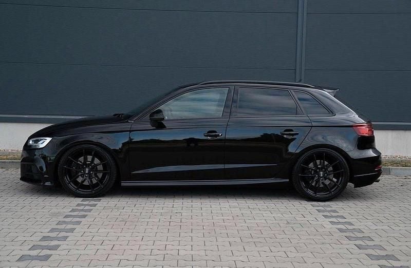 Używany Audi S3 310 KM (228 kW) 2018 Czarny Kombi