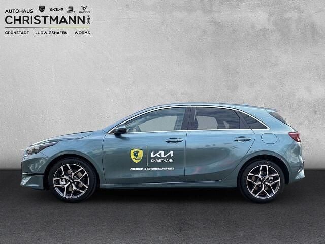Gebraucht Kia Ceed Style 140 PS (102 kW) 2025 (usg) yucca steel gray m Kleinwagen