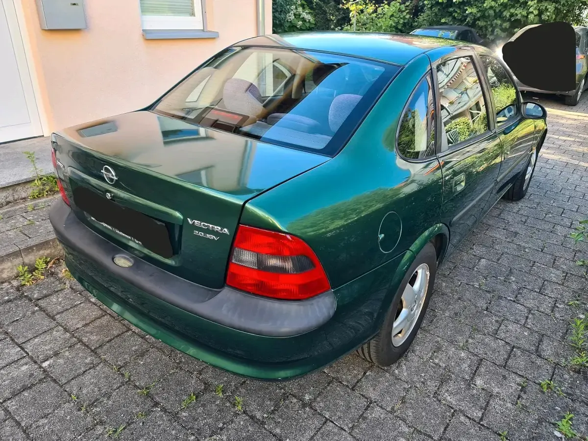 Gebraucht Opel Vectra 136 PS (100 kW) 1997 Grün Limousine