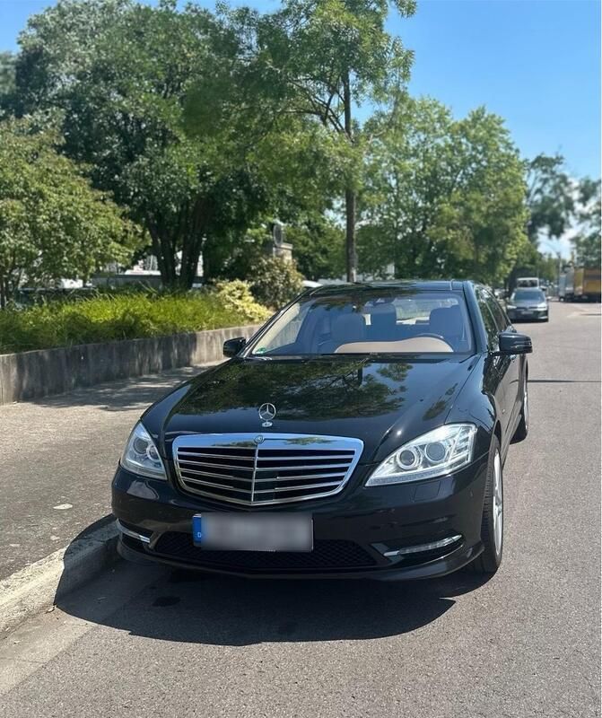 Schwarz Gebraucht 2011 Mercedes S350L AMG Limousine | 20.500 € - Bild 1/4