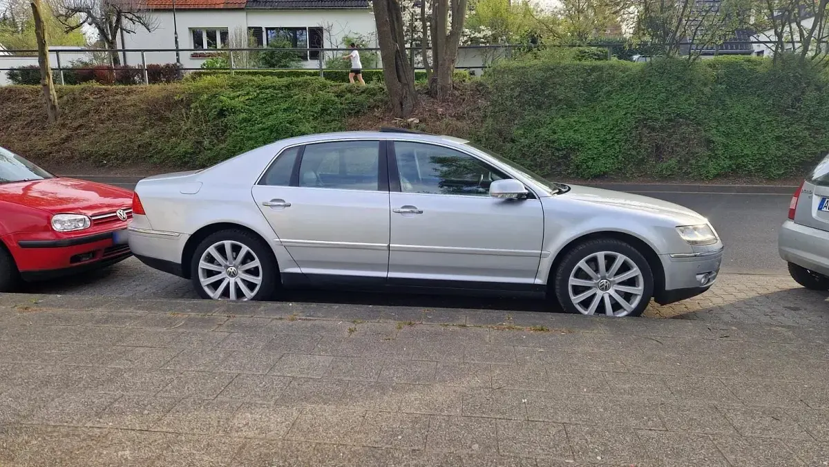 Gebraucht VW Phaeton 224 PS (164 kW) 2005 Grau Limousine