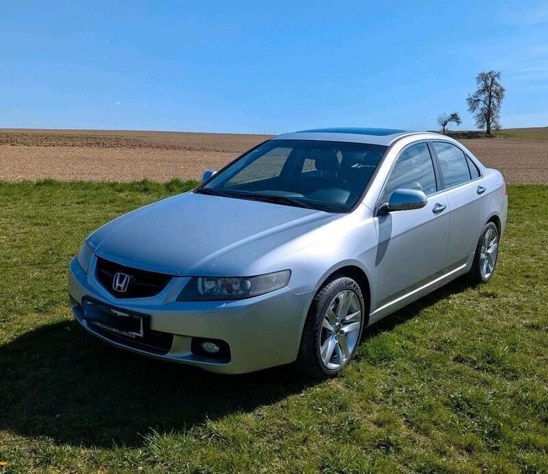 Silber Gebraucht 2006 Honda Accord Limousine | 5.299 € - Bild 1/4