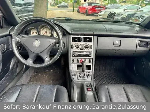Gebraucht Mercedes SLK200 163 PS (119 kW) 2000 Schwarz (metallic) Cabrio