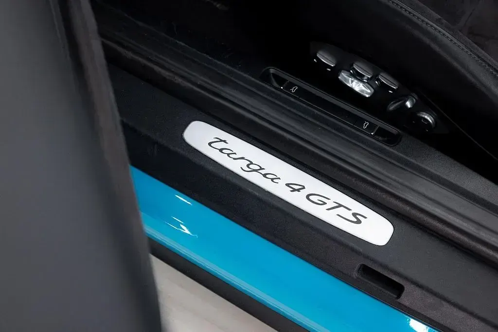 Gebraucht Porsche 991 450 PS (330 kW) 2017 Blau Cabrio