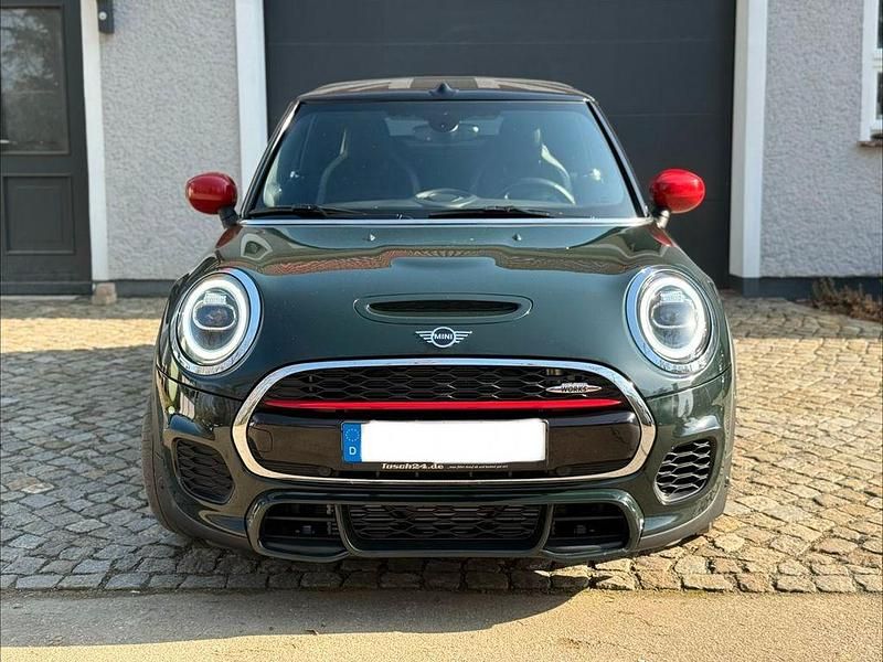 Gebraucht Mini John Cooper Works 231 PS (169 kW) 2020 Grün Kleinwagen