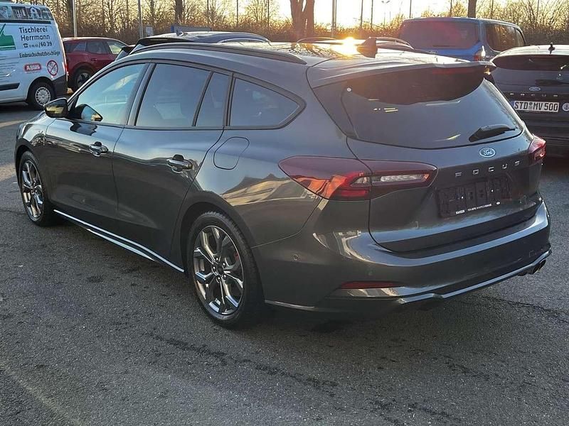 Gebraucht Ford Focus ST-Line X 116 PS (85 kW) 2025 Magneticgrau (metallic) Kombi