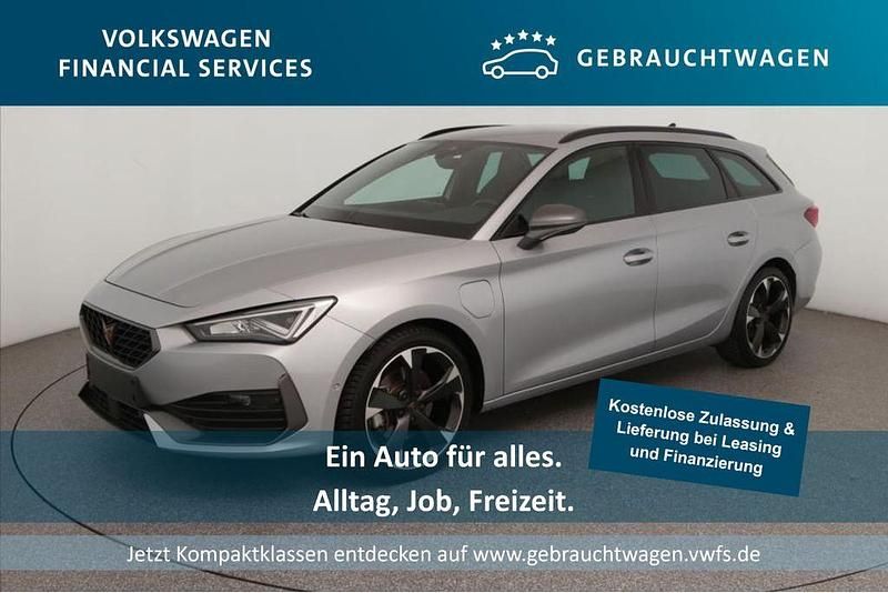 Urban silber metallic Gebraucht 2023 Cupra Leon Kombi | 26.729 € (Fairer Preis) - Bild 1/4