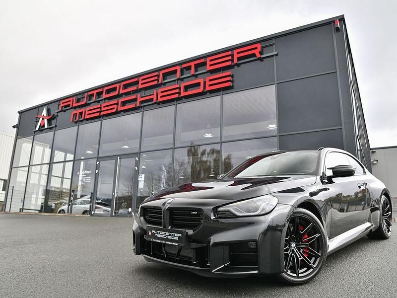 Black sapphire metallic Gebraucht 2024 BMW M2 Performance Coupé | 73.790 € (Teuer) - Bild 1/4