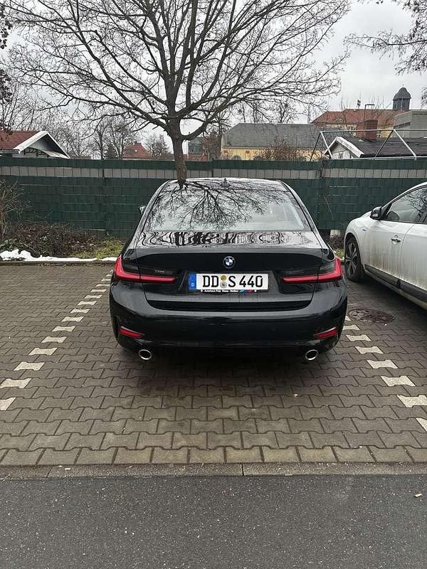 Gebraucht BMW 320 Advantage 184 PS (135 kW) 2020 Limousine