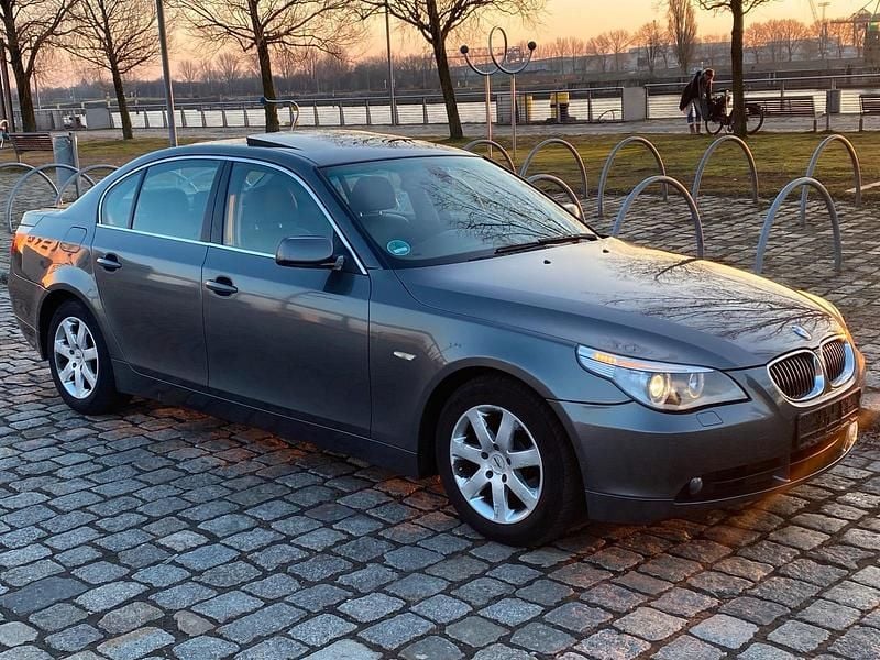 Gebraucht BMW 525 177 PS (130 kW) 2006 Grau Limousine