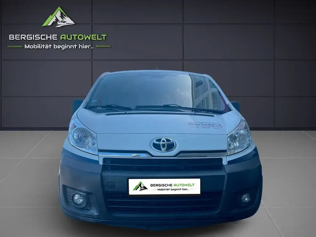 Gebraucht Toyota Proace Comfort 128 PS (94 kW) 2015 Weiß Van / Kleinbus