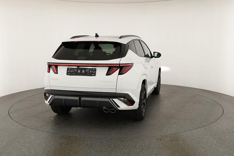 Neu Hyundai Tucson N Line 2025 Serenity white metallic SUV