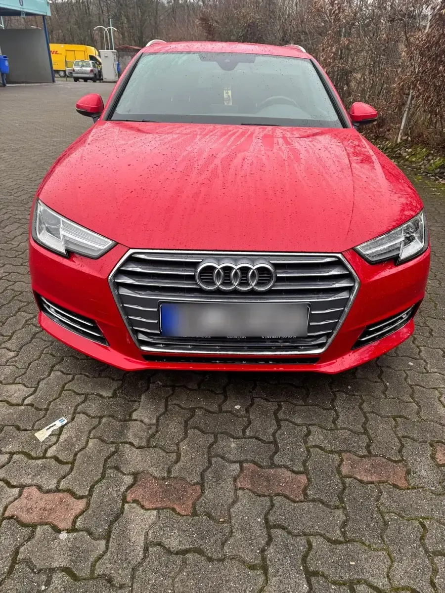 Gebraucht Audi A4 S-Line 150 PS (110 kW) 2018 Rot Kombi
