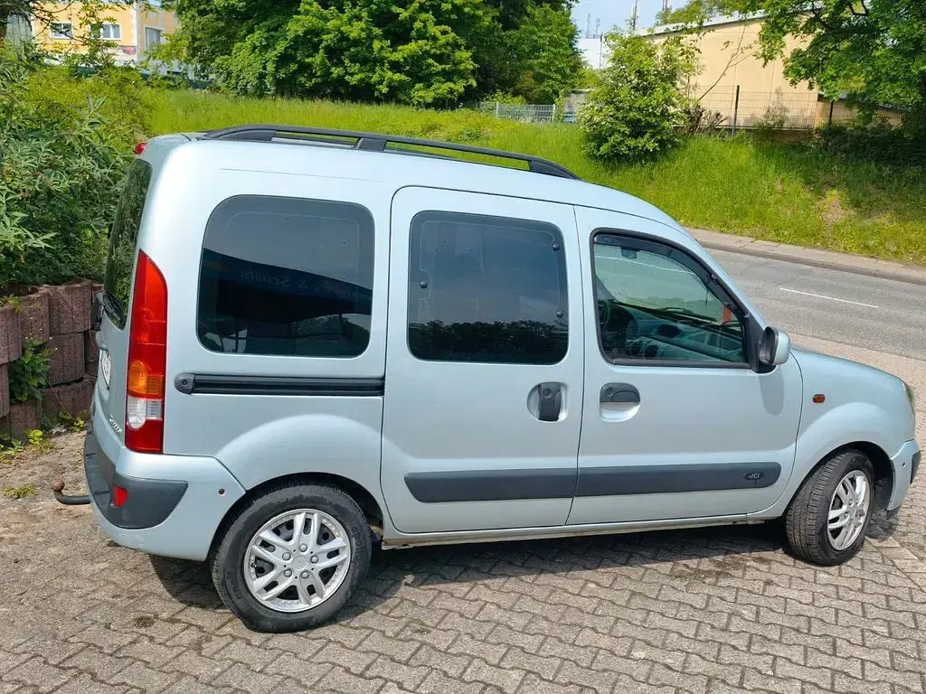 Gebraucht Renault Kangoo Authentique 82 PS (60 kW) 2003 Grau Van / Kleinbus